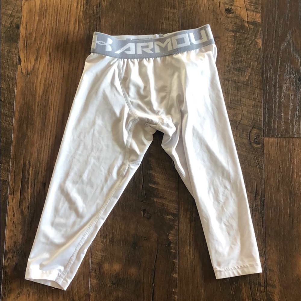 Boys Under Armour XS white sport tights. GUC.